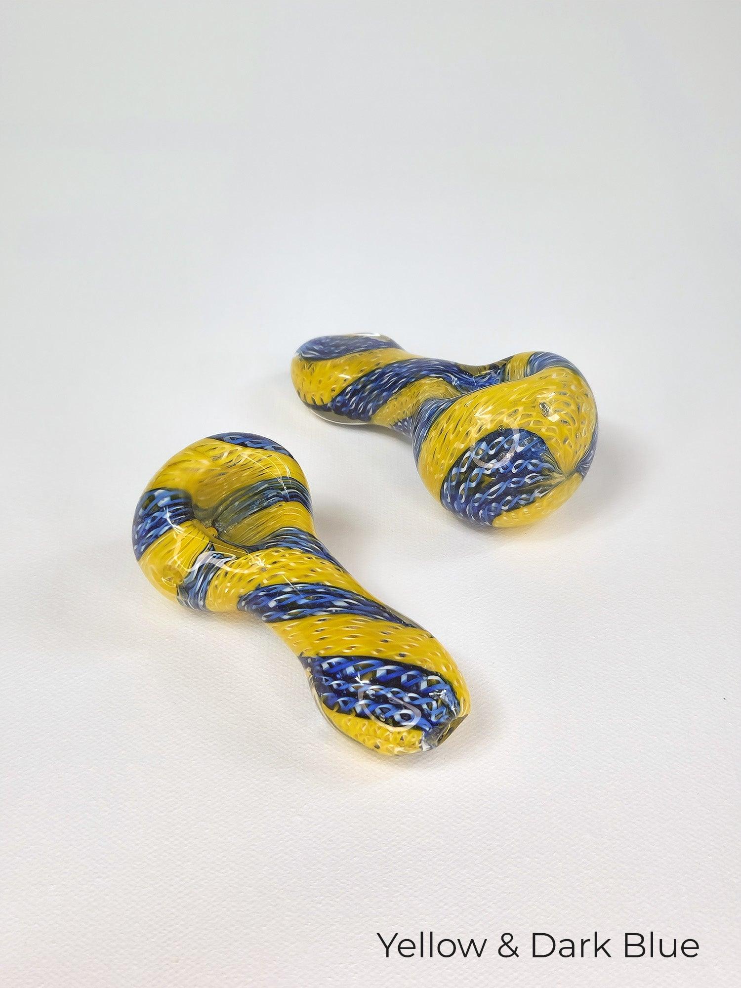 Tri-Color Swirl Glass Pipe - The Bud Butler
